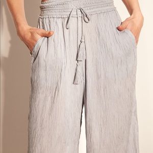 Aritzia Nanterre pants in dusty lilac